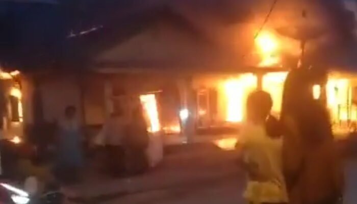 Lagi Tidur Sijago Merah Beraksi, 2 Rumah Ludes Terbakar