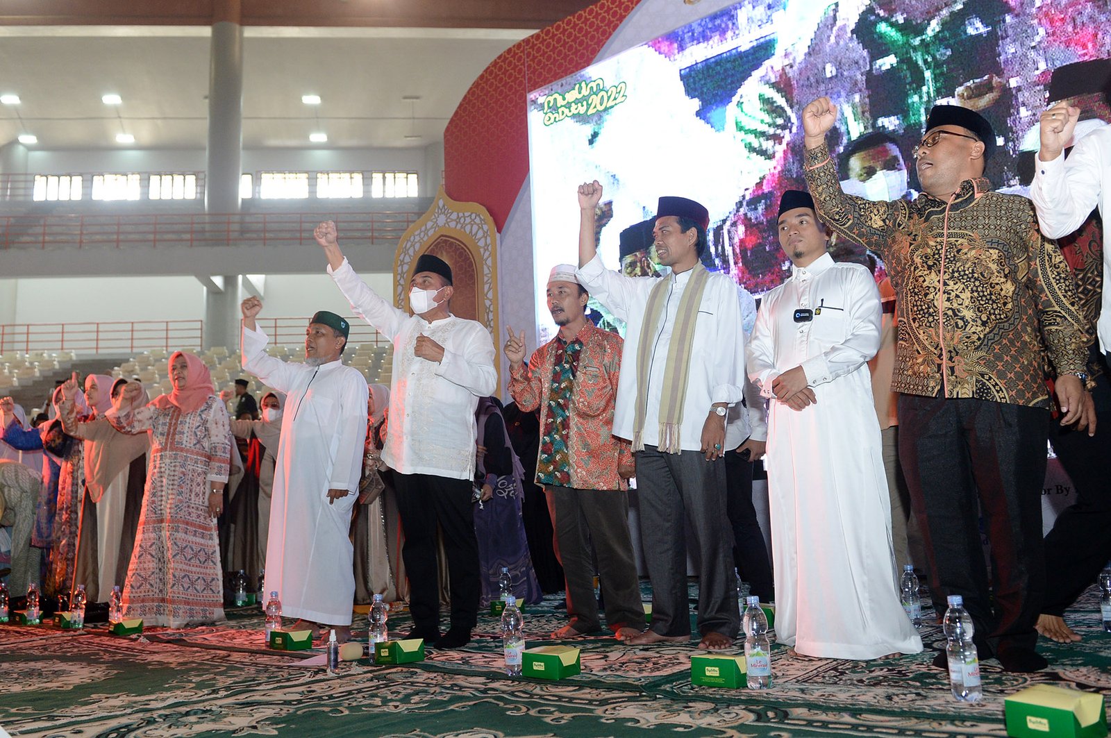 Edy Rahmayadi, UAS dan Ribuan Pengunjung Muslim On Duty Fest 2022 Nyanyikan “Seribu Mujahid”