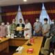 Ketua DPRD Sumatera Utara, Baskami Ginting saat menerima keluh kesah pengungsi Afghanistan. (Foto: Tim).