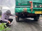 Pemotor Tewas Tabrak Truk di Jalinsum Batu Bara, Sopir Melarikan Diri