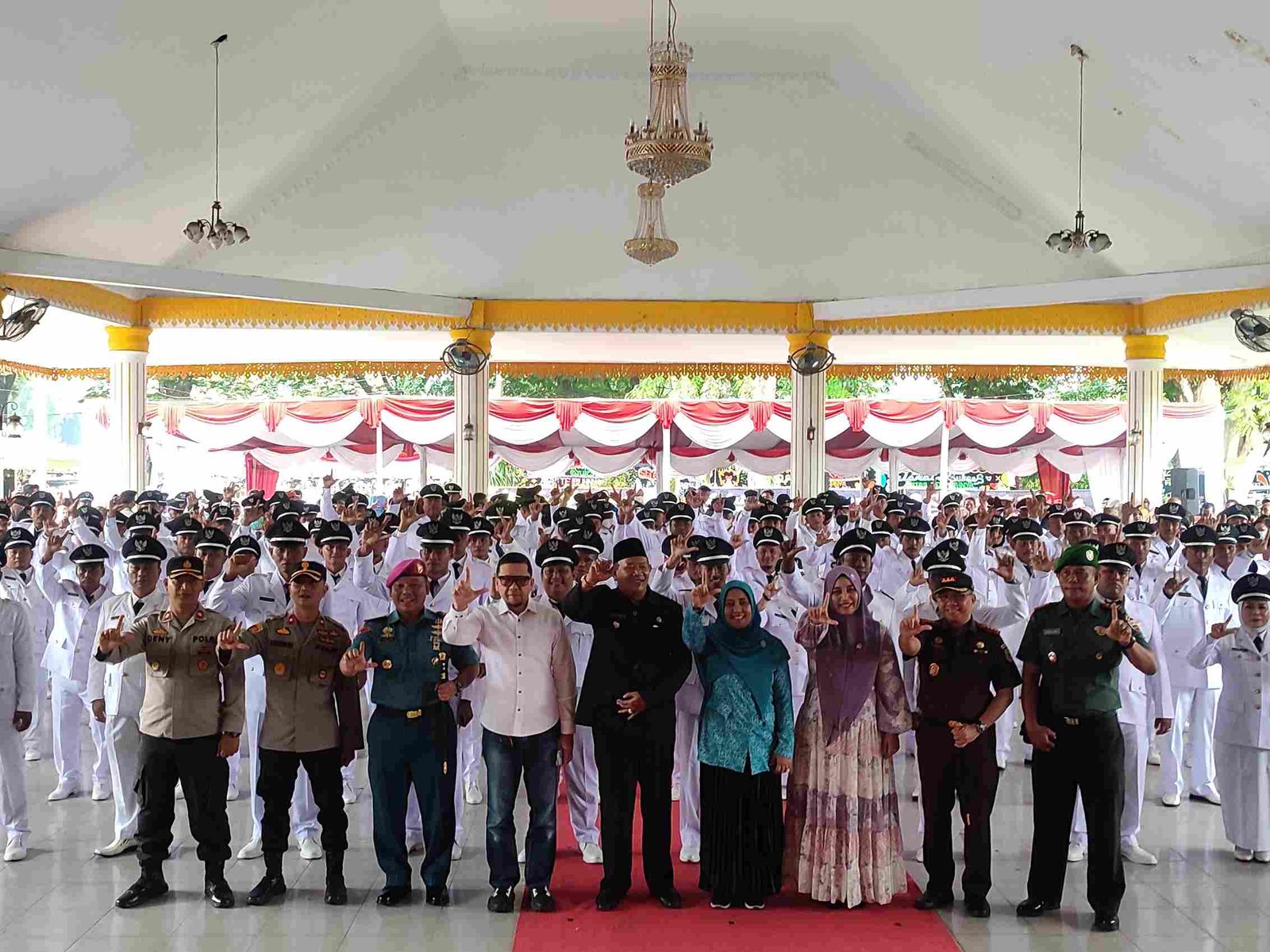 Plt. Bupati Langkat Lantik 164 Kades Jabatan Bukanlah Hadiah