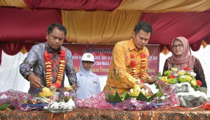 Bupati dan Wabup Sergai Hadiri Peresmian Jalan, Imbau Masyarakat Taat Bayar Pajak