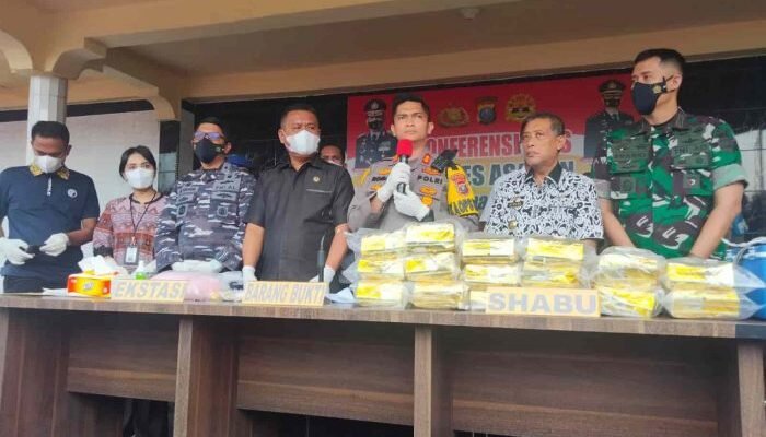 Misteri 16 Kg Sabu Tak Bertuan di Asahan Terungkap, 2 Kurir Tukang Pikul Ditangkap