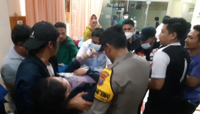 Keracunan saat PT SMGP Lakukan Uji Aliran Sumur, 79 Warga Madina Dilarikan ke Rumah Sakit