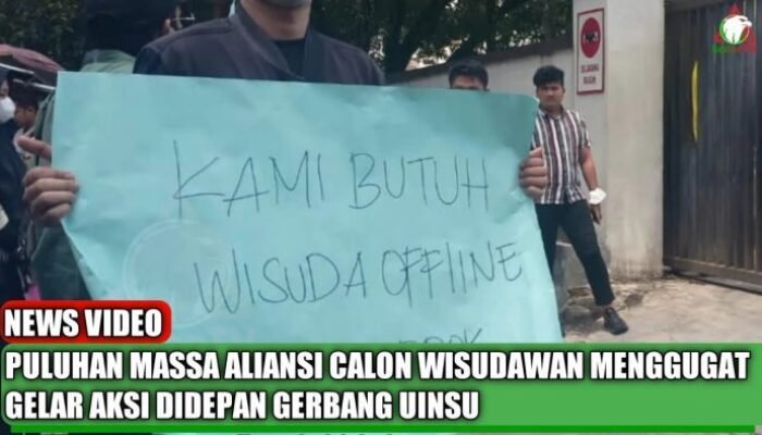 Aliansi Calon Wisudawan Menggugat Gelar Aksi di Depan Gerbang UINSU