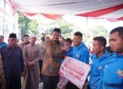 Ketua Komwil I APEKSI Bobby Nasution Serahkan Bantuan kepada Bilal Mayit hingga Guru di Binjai