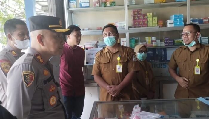 Dinkes Bersama Kapolres Aceh Singkil Razia Obat Sirop di Apotek
