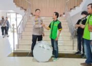 Kombes Pol Valentino Berikan Alat Drum Band ke Suporter PSMS Medan