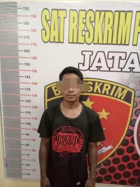 Pelaku penganiayaan kakak sepupu, Rizki, kini mendekam di sel tahanan Polres Batu Bara. (Poto : Humas)