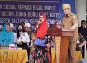 Plt Bupati Langkat Serahkan Bansos Rp11,5 Miliar untuk 21.854 Warga