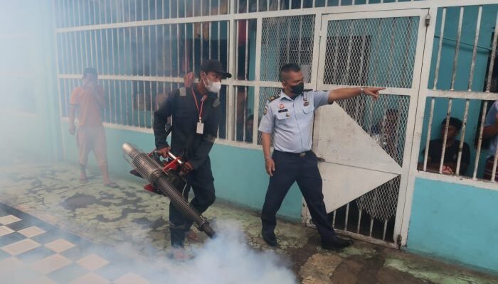 Rutan 1 Medan Fogging Areal Rutan Antisipasi Demam Berdarah