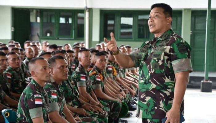 Pujian Danrem 023/KS ke Prajurit Yonif 123/RW: Prajurit yang Hebat!