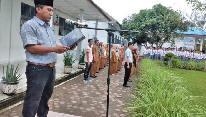 Pimpin Irup di SMK N 1 Air Putih, Ketua Komite Tekankan Pendidikan Akhlak