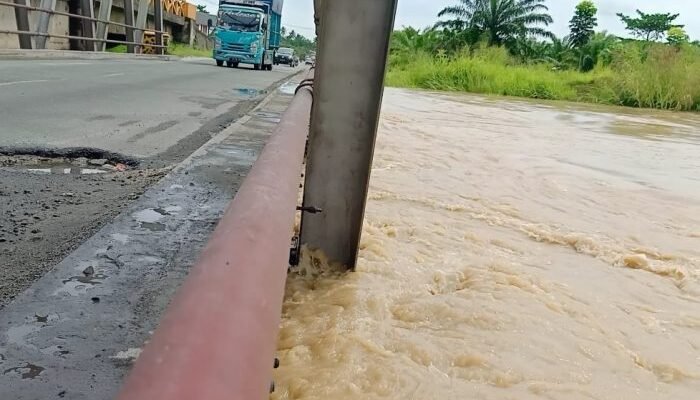 Banjir Kiriman Sei Dalu-Dalu Meluap, Warga Air Putih Terancam Banjir