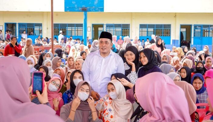 Aulia Rachman Hadiri Peringatan Maulid Nabi di SMA Hang Tuah Belawan 