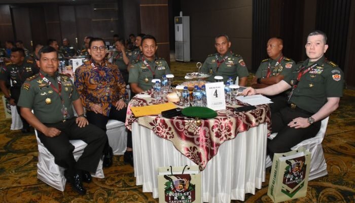 Pangdam I/BB Hadiri Mubes dan Pelantikan Pengurus IKAS 2022- 2025