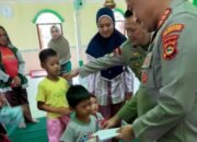Sambangi Masjid Tua Kemas Azhari, Kapolrestabes Palembang Berikan Bantuan