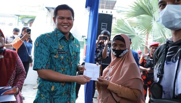 Pemkab Sergai Salurkan Bantuan Kepada UMK