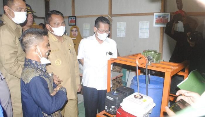 Bupati Sergai Salurkan Bantuan Alat Produksi IKM Agar Tingkatkan Perekonomian Pasca Pandemi