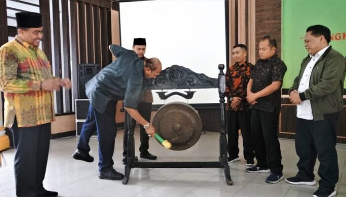 Plt Bupati Langkat Buka Sekolah Demokrasi Pemilu 2024