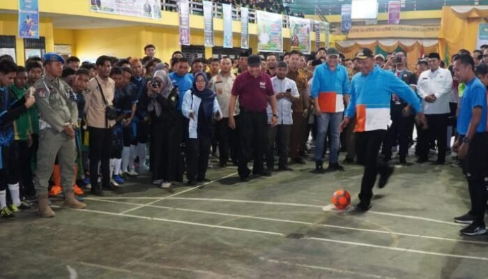 Plt Bupati Langkat Buka Turnamen Futsal MA: Nggak Boleh Curang