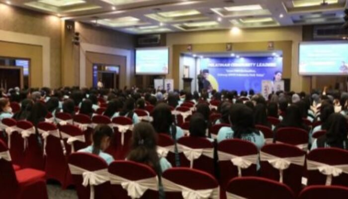 Dukung UMKM Indonesia Naik Kelas, PT PNM Berkolaborasi Dengan KDM Melalui PKU Gelar Community Leaders
