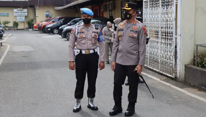 Kombes Pol Valentino Cek Kesiapan Personel Piket Penjagaan di Polrestabes Medan