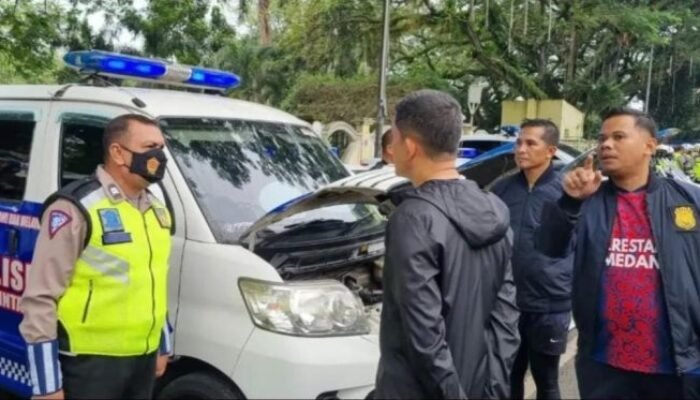 Kapolrestabes Medan Cek Kendaraan Dinas Mobil Personel Satlantas