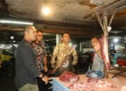 Dirut PUD Pasar Cek Harga Bahan Pokok Jelang Nataru