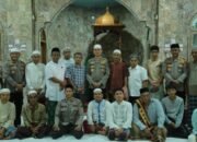 Subuh Berjamaah di Masjid Nurul Hidayah, Wakapolda Sumut Serahkan Sembako