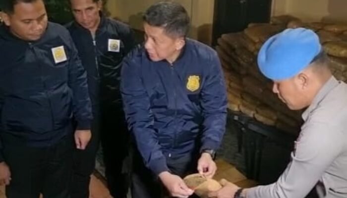 Kapolrestabes Medan Cek Hasil Pengungkapan 1,3 Ton Ganja