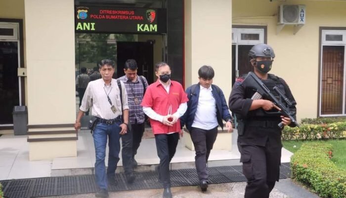 Polisi Limpahkan Tersangka Bos Judi Online Apin BK ke Kejaksaan