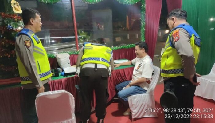 Baintelkam Mabes Polri Cek Pos Pengamanan Nataru di Medan Helvetia
