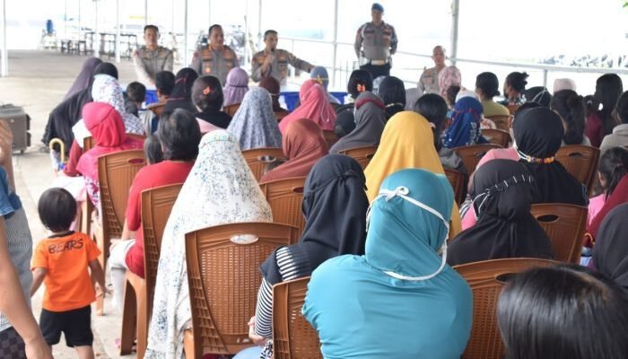 Jumat Curhat, Masyarakat Pesisir akan Berpartisipasi dalam Menjaga Kamtibmas