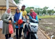Niat Hanya Olahraga, Nek Harni Dapat Motor Lucky Draw HUT ke-47 Inalum