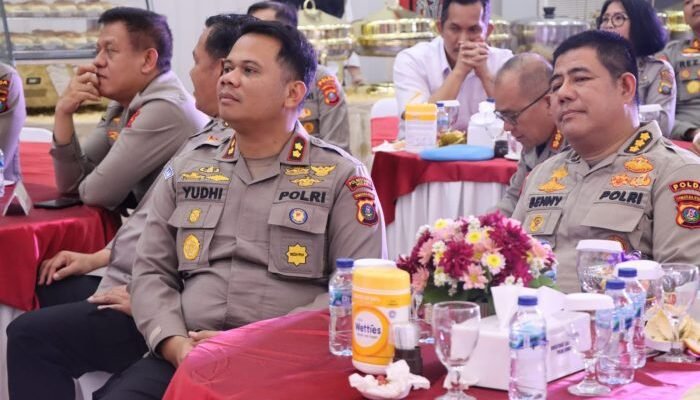 Wakapolrestabes Medan Hadiri Acara Kenal Pamit Wakapolda Sumut&nbsp;