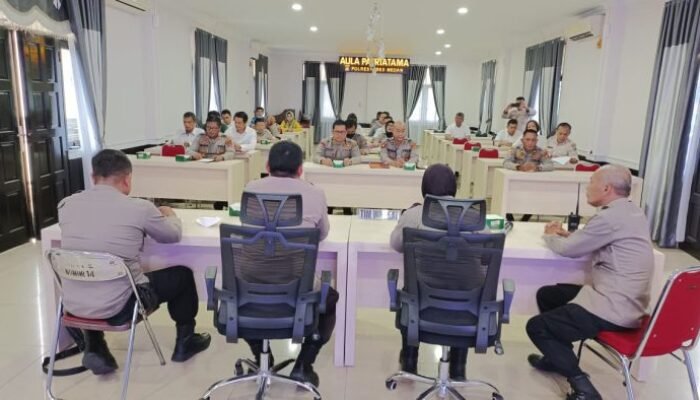 Itwasda Polda Sumut Berkunjung ke Polrestabes Medan, Cek Administrasi Tahanan