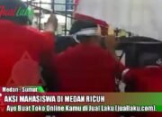 Rusak Pagar, Ratusan Massa Mahasiswa Duduki DPRD Sumut