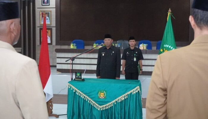 Plt Bupati Langkat Syah Afandin Lantik 8 Pejabat Eselon II, Paparkan Tiga Peran Pemimpin