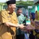 Kehadiran Plt Bupati Langkat Syah Afandin disambut ceria warga, Senin (2022023). (Foto Ist).