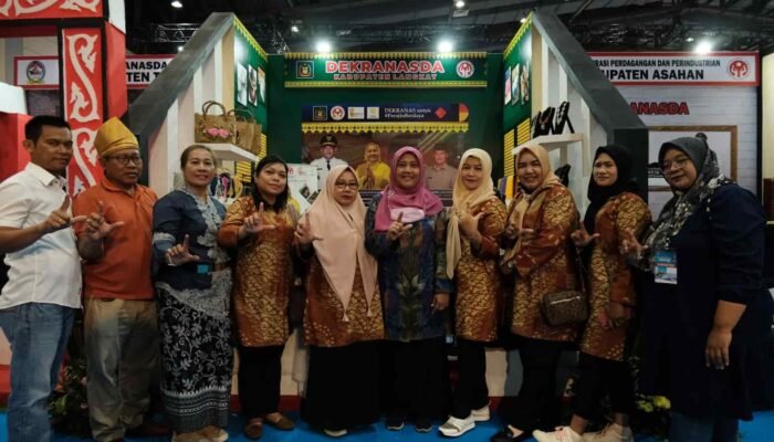 Ketua Dekranasda Langkat Endang Syah Afandin Hadiri Pembukaan INACRAFT Tahun 2023 Di Jakarta