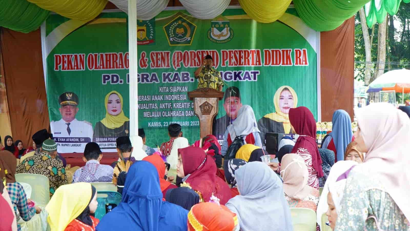 Plt Bupati Langkat Syah Afandin saat pidato sambutan, Kamis (2322023). (Foto Ist).