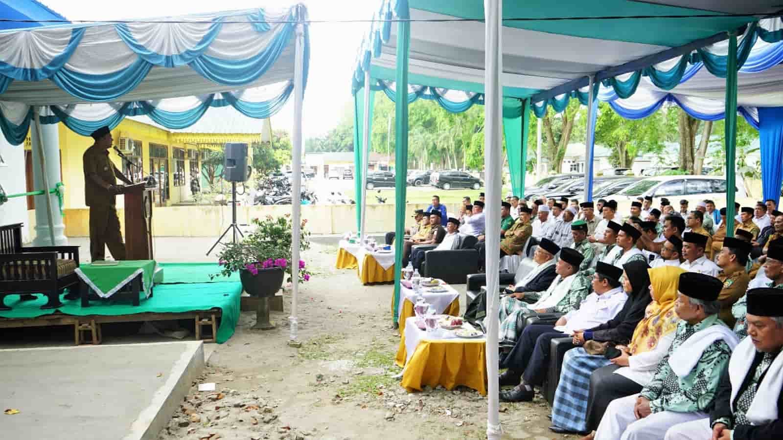 Plt Bupati Langkat Syah Afandin saat pidato sambutan, Senin (13/3/2023). (Foto : ist).