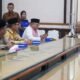 Plt Bupati Syah Afandin saat berbincang dengan jajaran MUI Langkat, Kamis (09/03/2023). (Foto : ist).