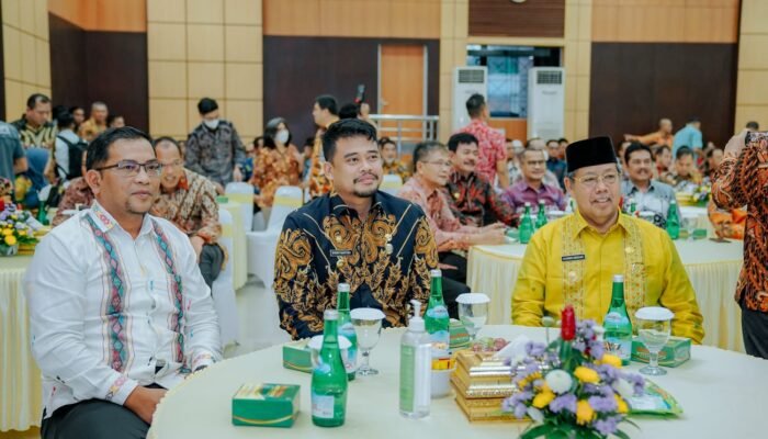 Wali Kota Medan Hadiri Kick Off Meeting Pemeriksaan Terinci Atas LKPD