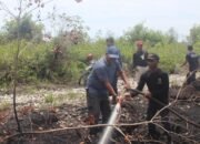 Polres Aceh Singkil Padamkan Api Kebakaran