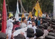 Mahasiswa Cipayung Plus Sumut Demo di Kantor Walikota Medan