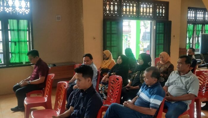 Polsek Medan Timur Adakan Jumat Curhat di Kelurahan Perintis