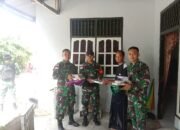 Satgas Pamtas RI-PNG Yonif 132/BS Bagikan Al-Quran untuk TPQ Al-Hikmah di Perbatasan Papua