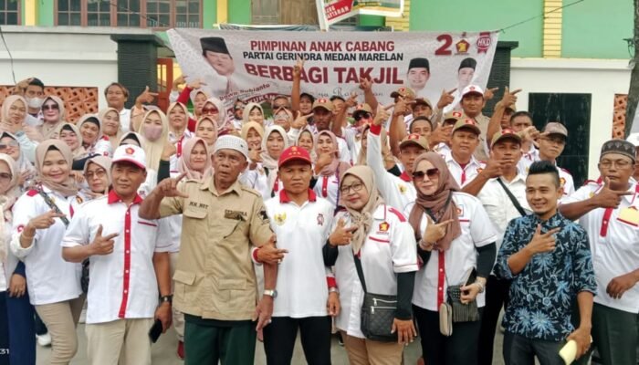 Ranting Gerindra Kecamatan Medan Marelan Bagikan 1200 Paket Takjil